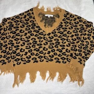 Love Tree Women's Leopard Crop V-neck Sweater Raw Hem Size Large- Animal Print